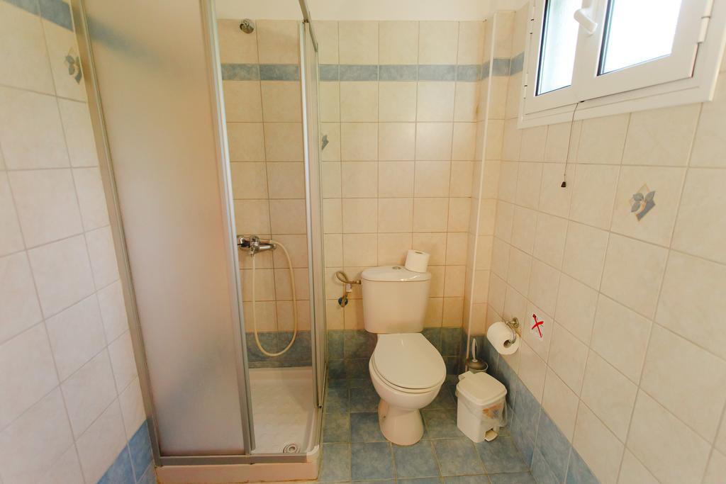 Aspa'S Apartments Дассия Экстерьер фото